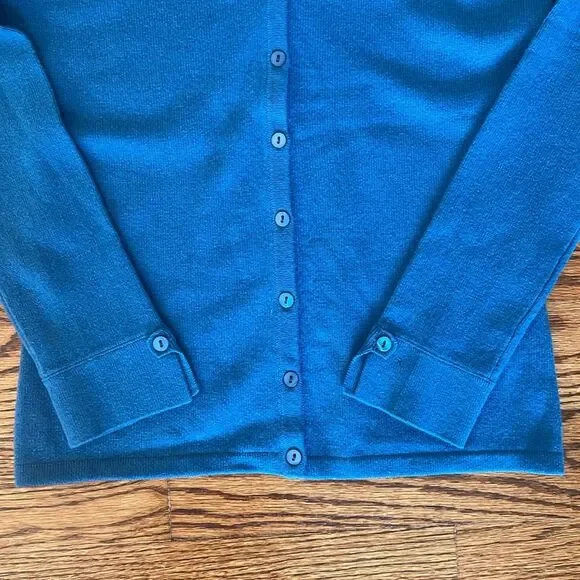 NWT Saks Fifth Avenue 100% Cashmere Cardigan Sweater Size Small Marine Blue